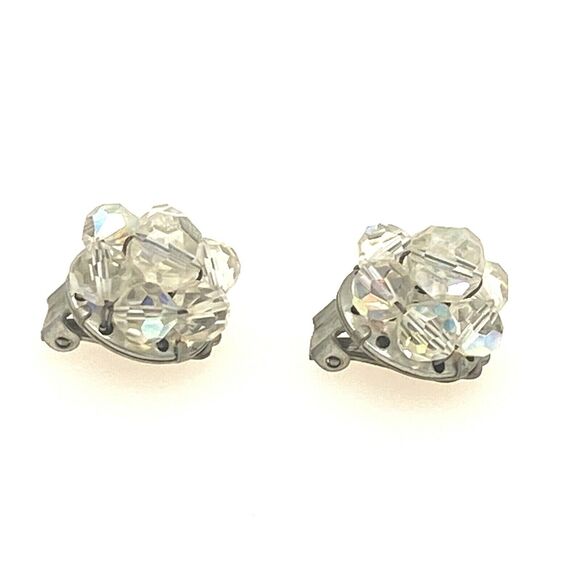 Vintage Faceted Clear Beaded Clip-On Earrings Round Silver Tone, 3/4" - Picture 4 of 8